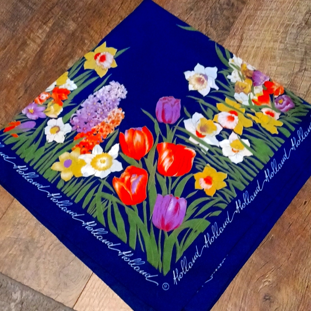 Holland floral 🌺scarf